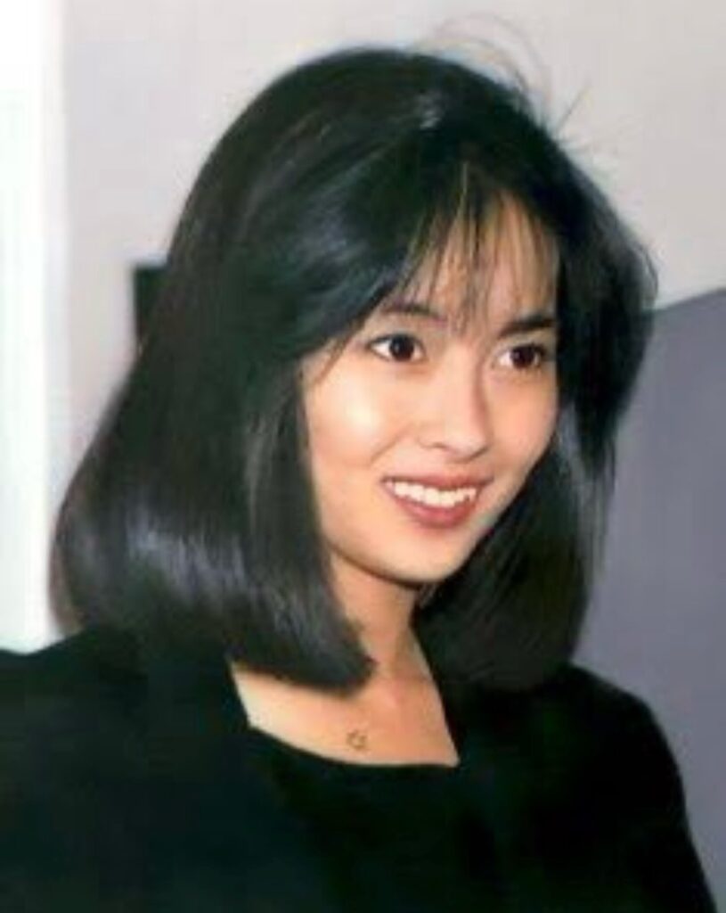 中山美穂さんのテレビ出演時の画像4